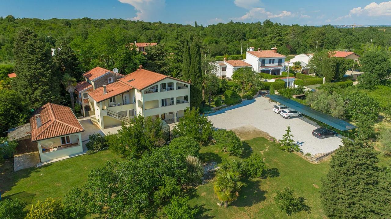 Apartments Saladinka Červar-Porat Exterior foto