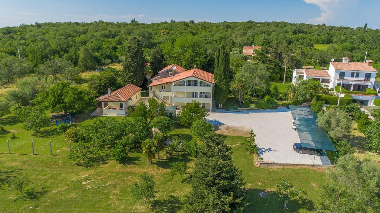 Apartments Saladinka Červar-Porat Exterior foto
